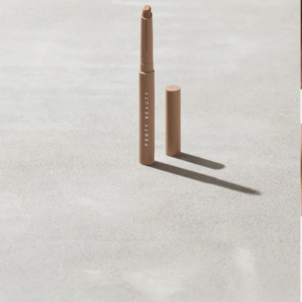 Fenty Beauty Shadowstix longwear Eyeshadow stick Amber